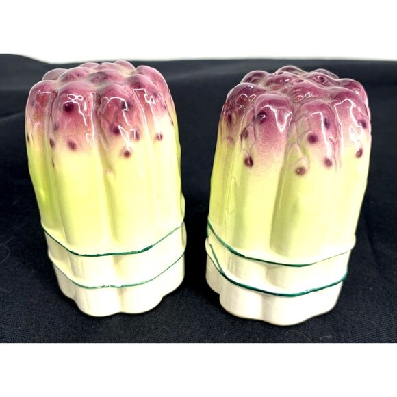 Holt Howard Asparagus Bunches Salt and Pepper Shakers Ceramic 3" Vtg FLAW - Picture 2 of 11